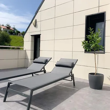 Lägenhet Atico Con Esplendida Terraza Comillas