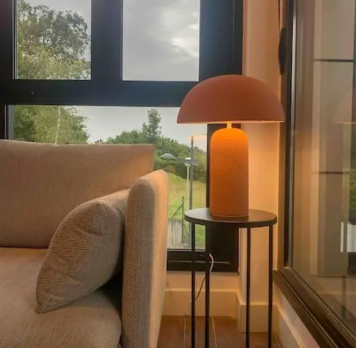 Atico Con Esplendida Terraza קומיאס