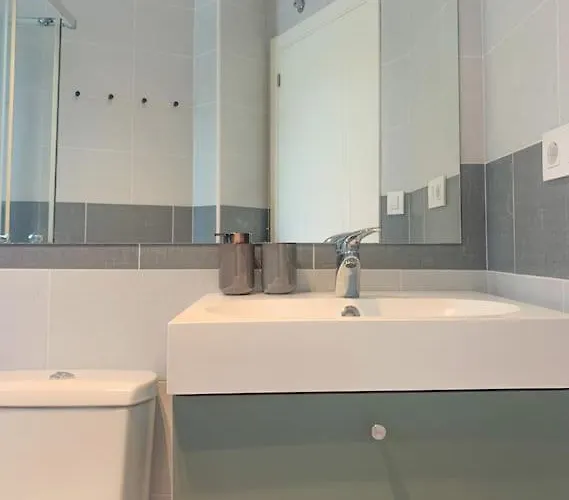 Atico Con Esplendida Terraza